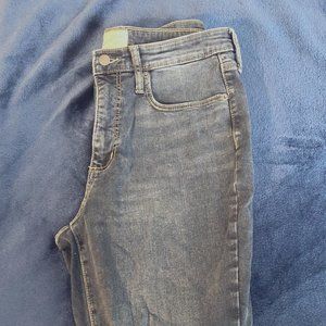 Universal Thread Jeans